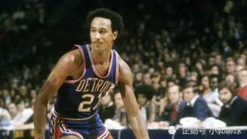 经验丰富的 经验丰富的